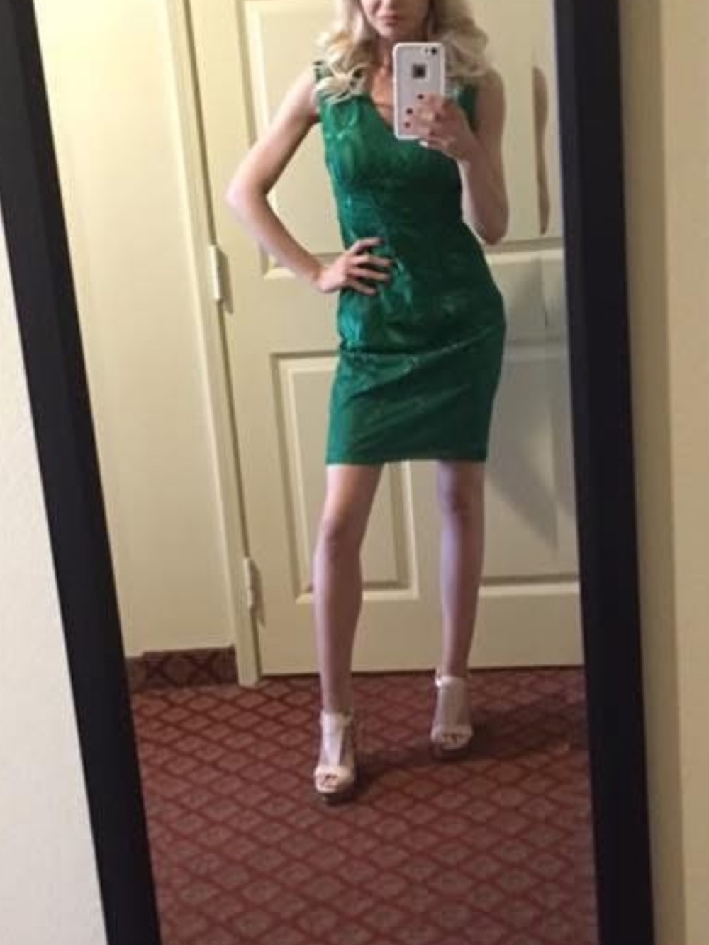 Green Sleeveless Sheath Dress - Elegant Women's Dress
